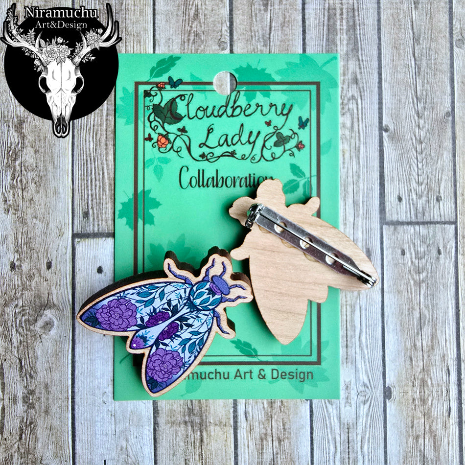 Cloudberry Night Fly Brooch
