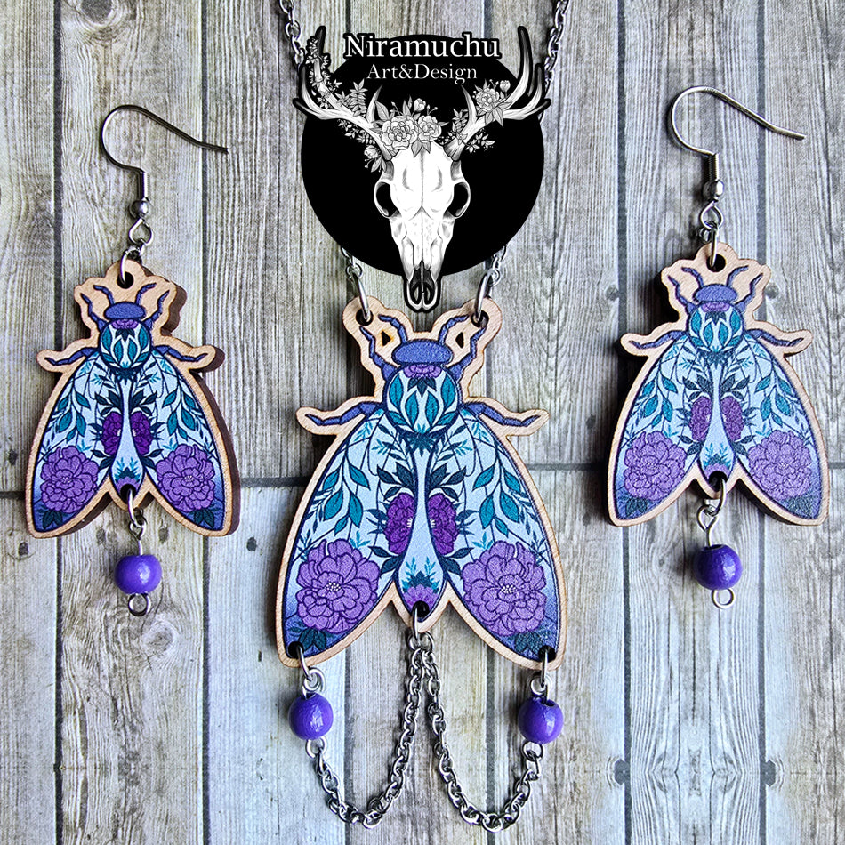 Cloudberry Night Fly Necklace