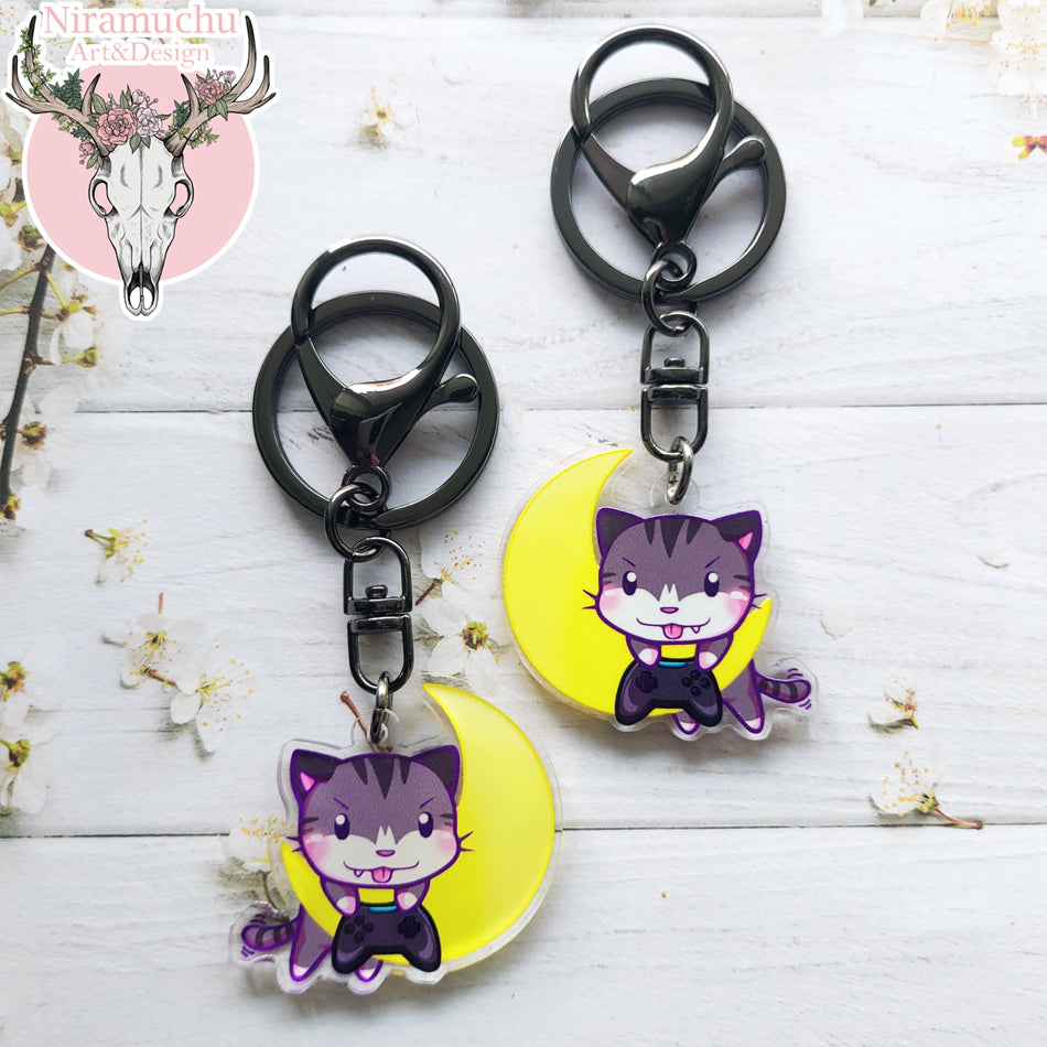 Gamer Cats: Half Moon Gamer Keycharm