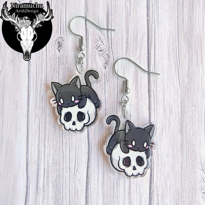 Kuroineko Skull Kitty Earrings